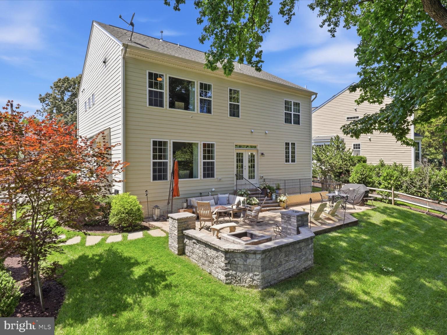 COOPERS GROVE - Residential