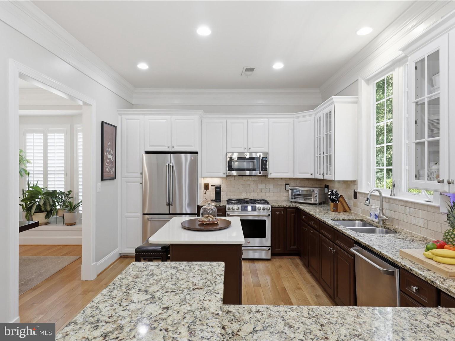 COOPERS GROVE - Residential