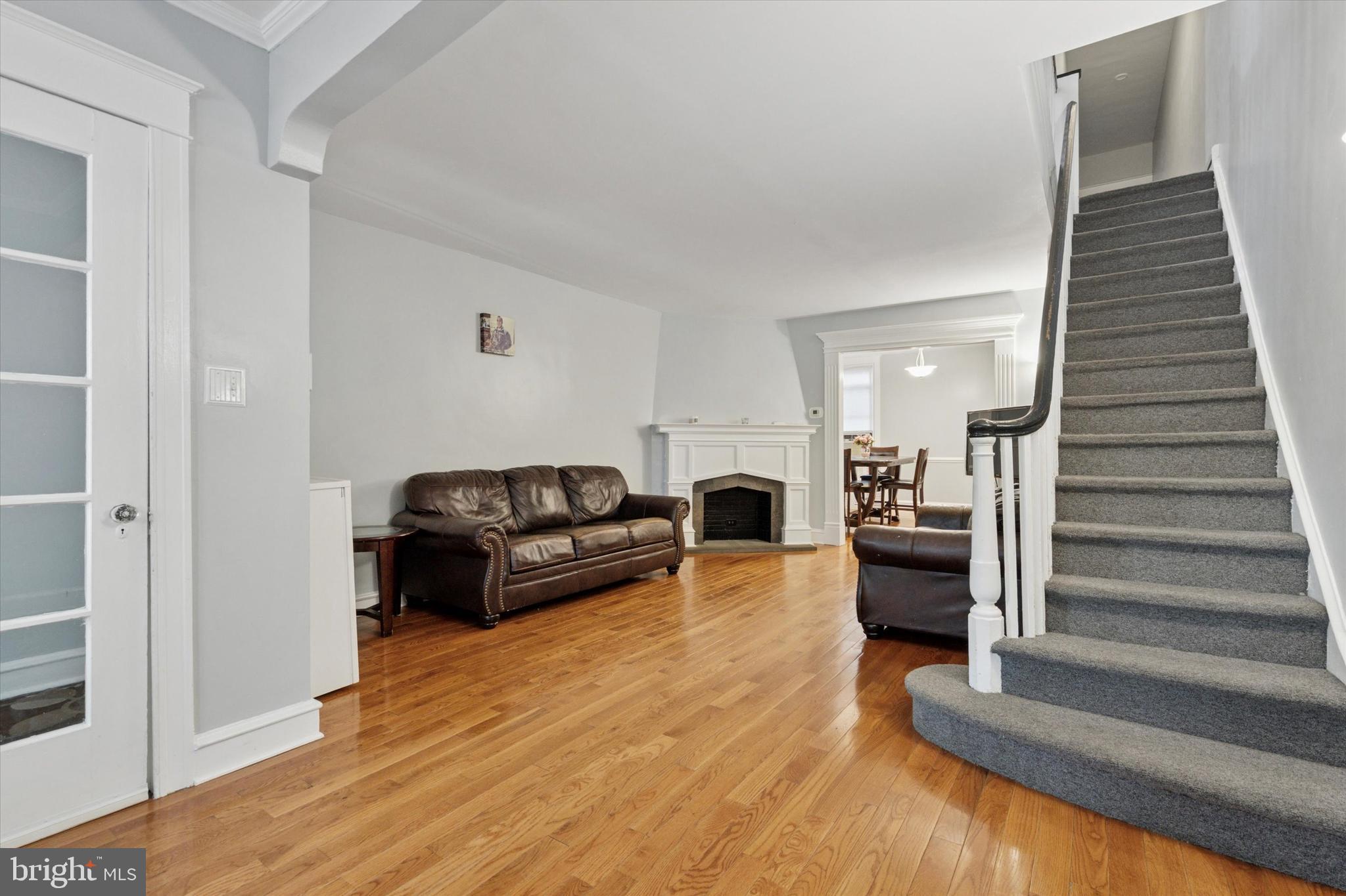 MAYFAIR - Residential