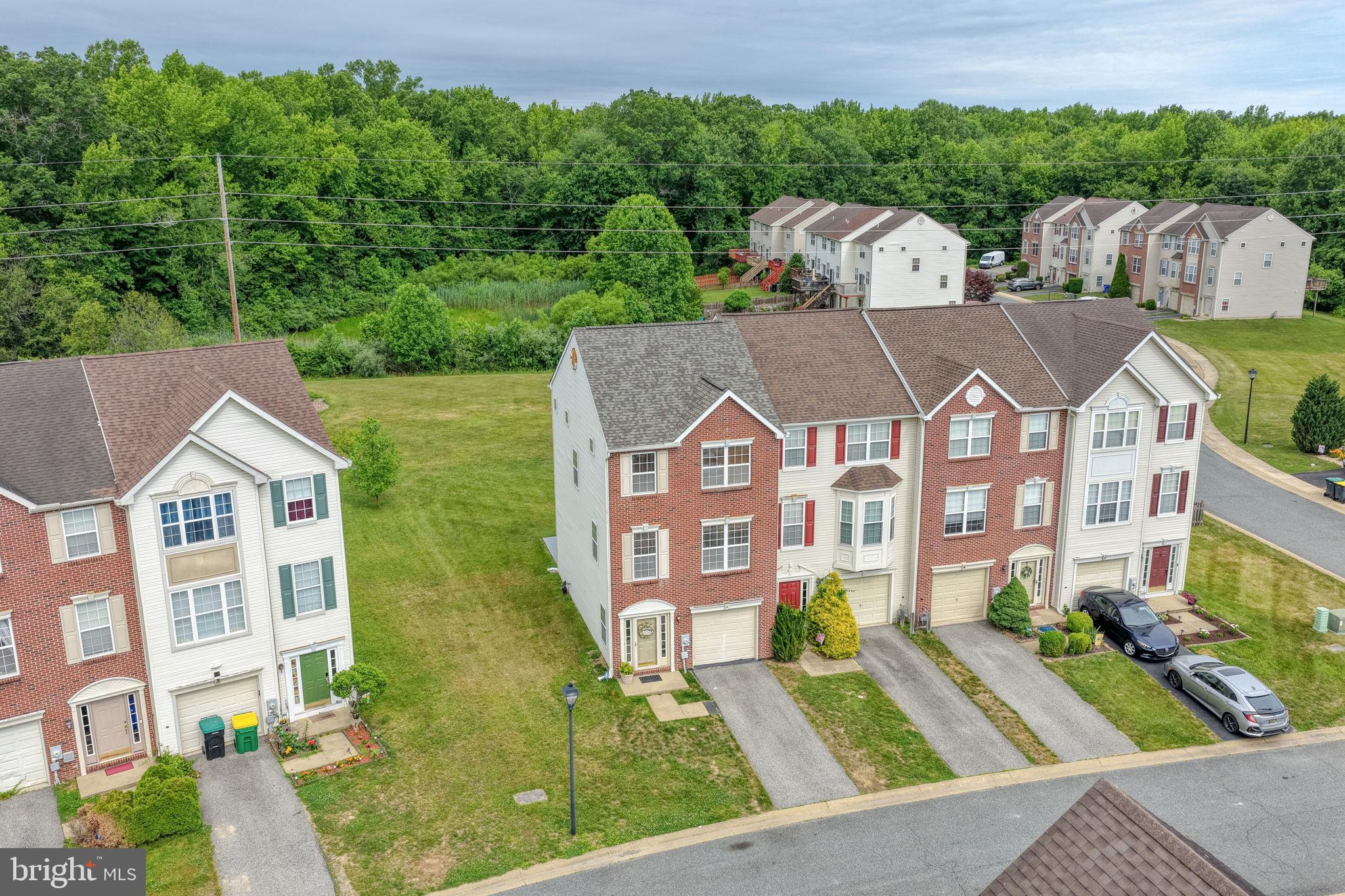 BRENNAN ESTATES - Residential