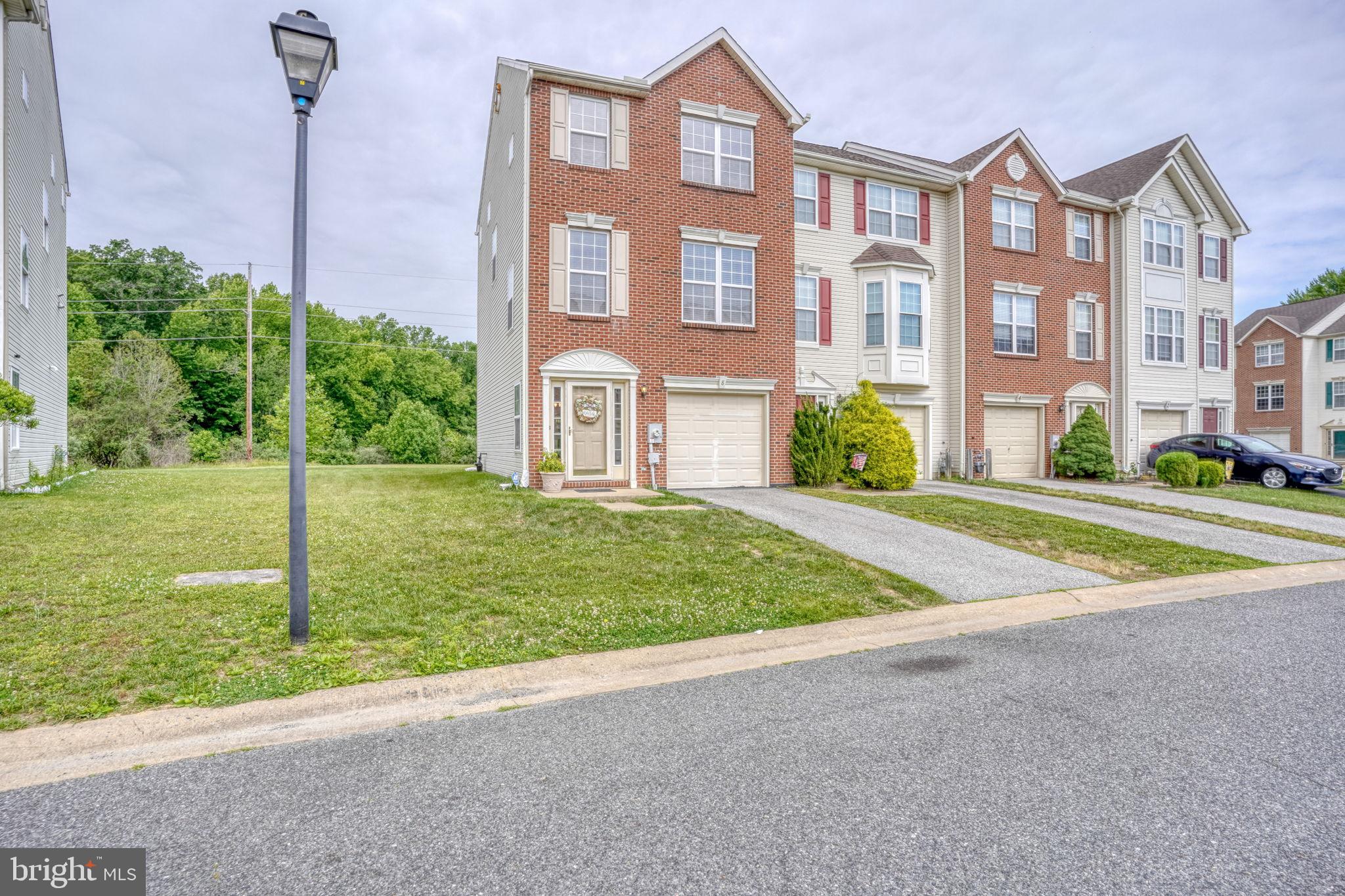 BRENNAN ESTATES - Residential