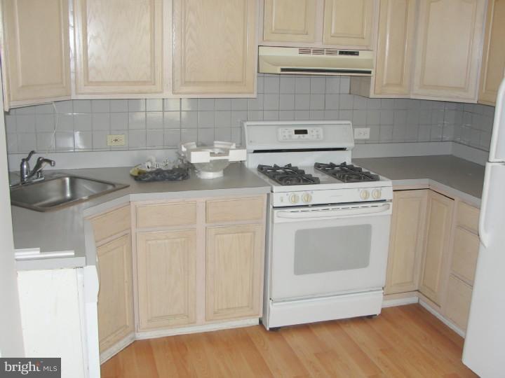 BRIDESBURG - Residential Lease