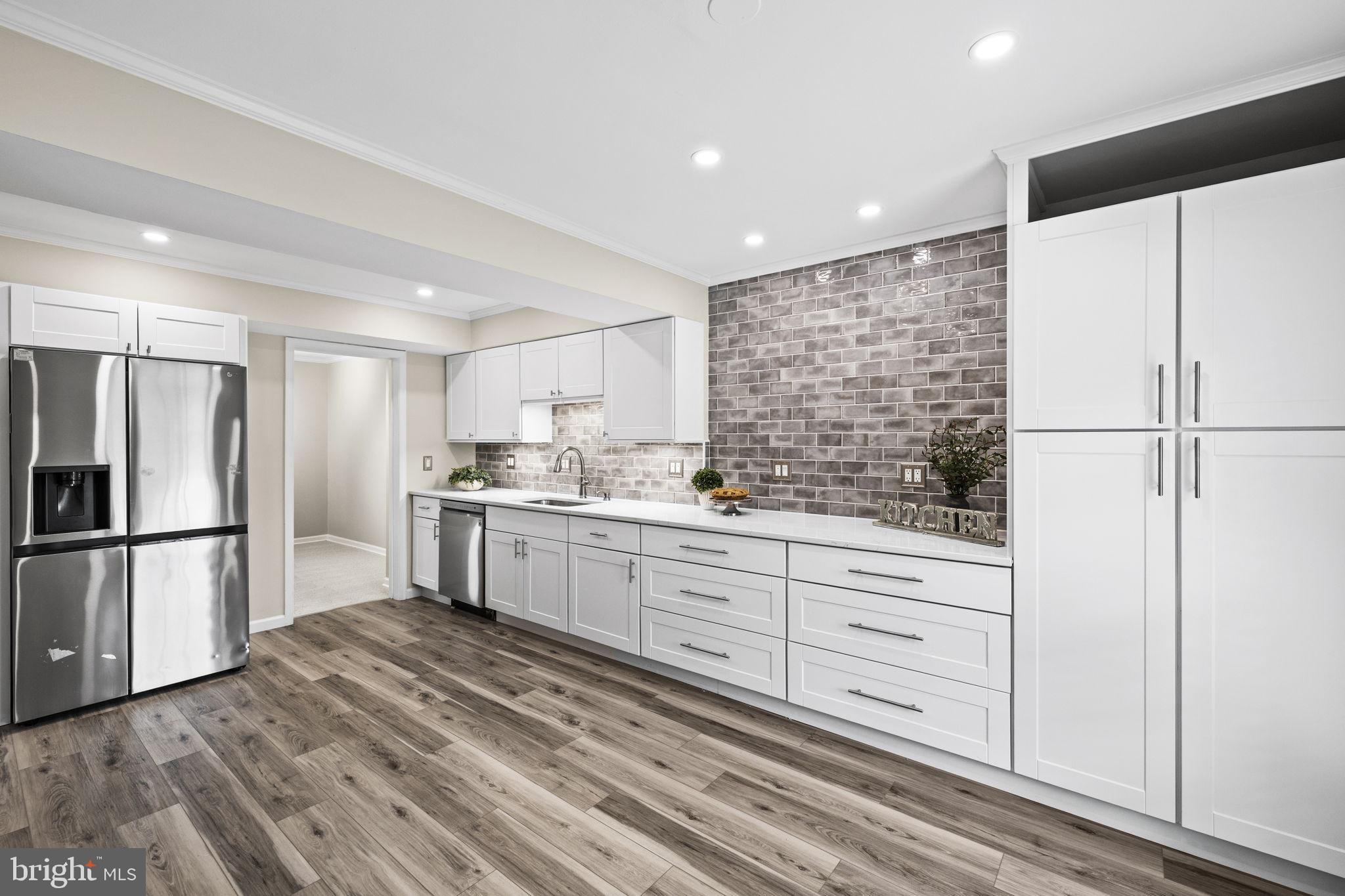 LEEDS SQUARE - Residential
