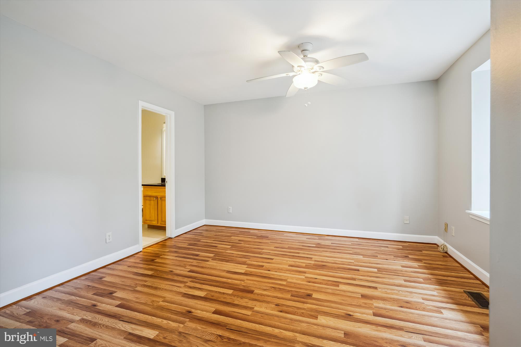 MONTGOMERY CHASE - Residential Lease