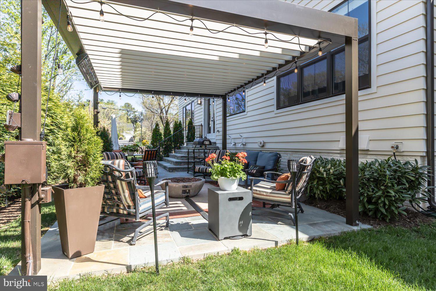 RUCKERS LANGLEY - Residential
