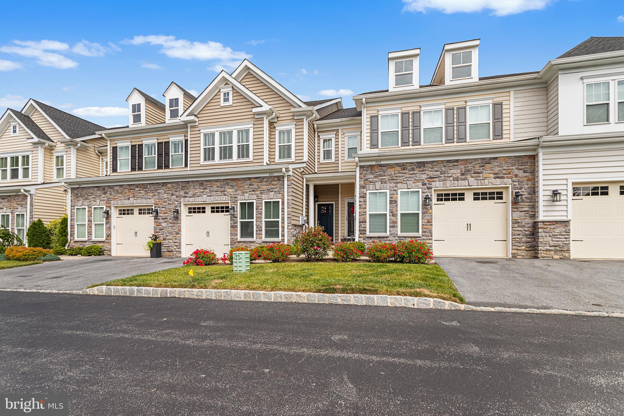 RUNNYMEADE FARMS - Residential
