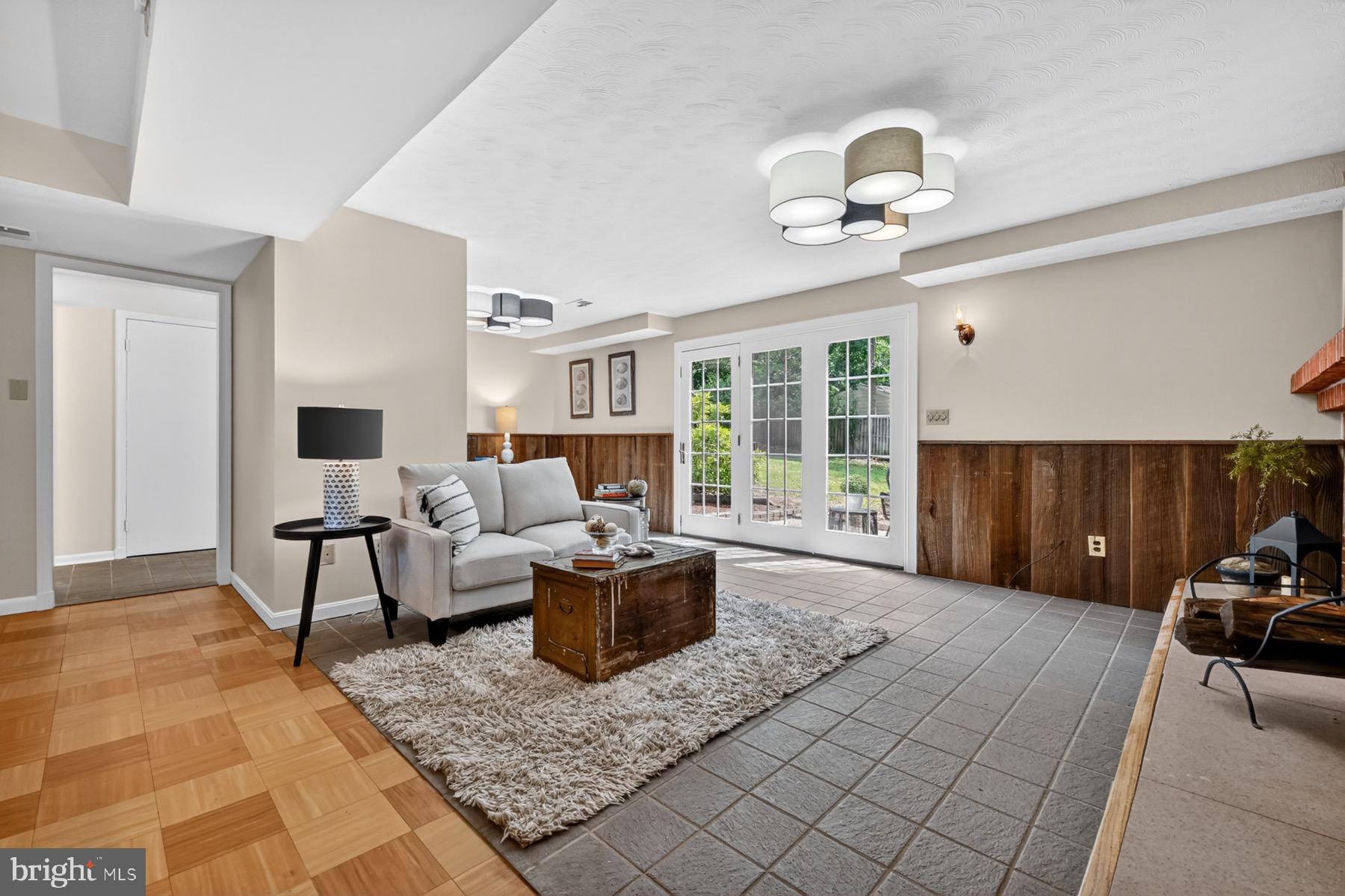 CHARTWELL - Residential