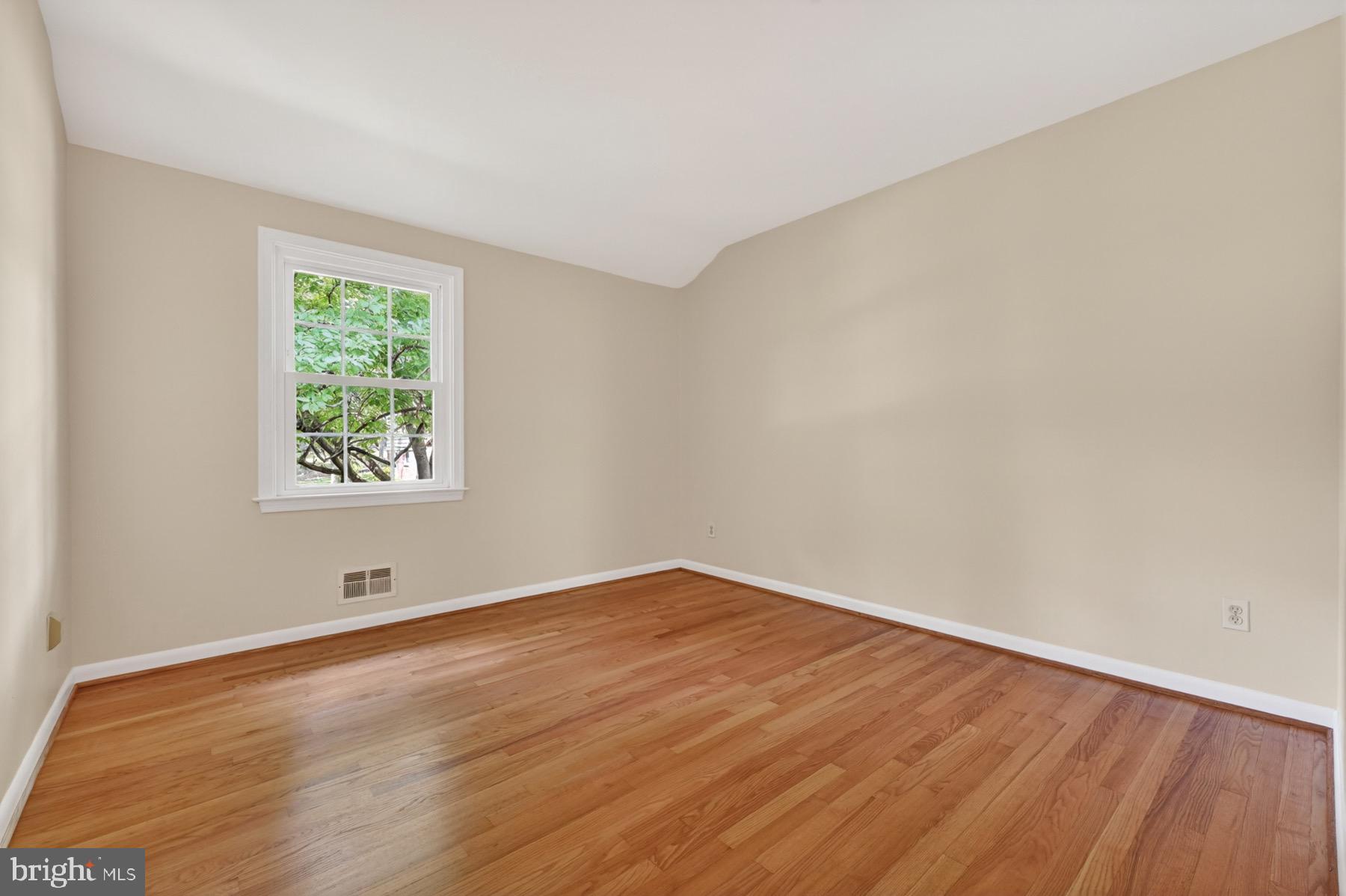 CHARTWELL - Residential
