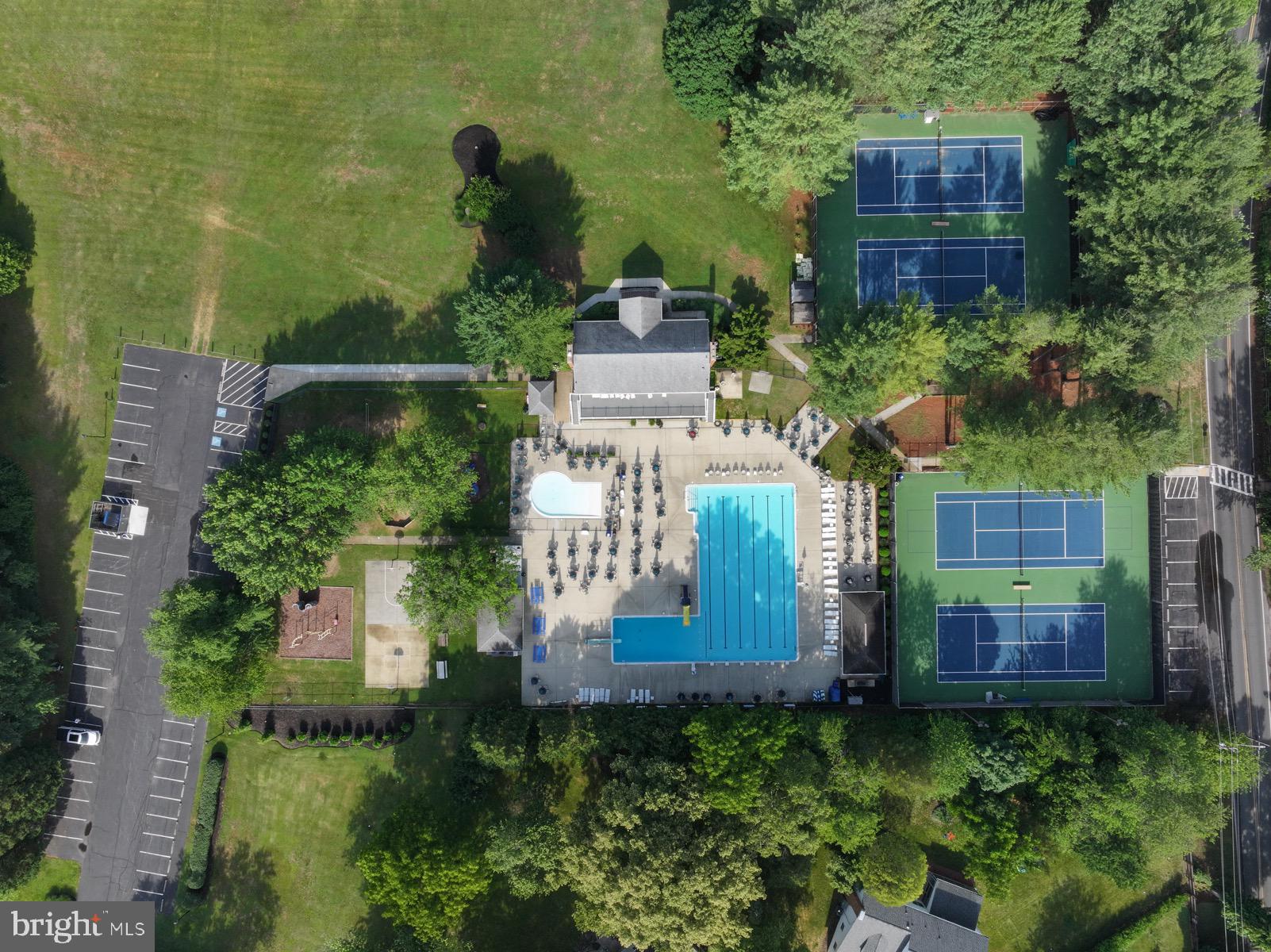 CHARTWELL - Residential