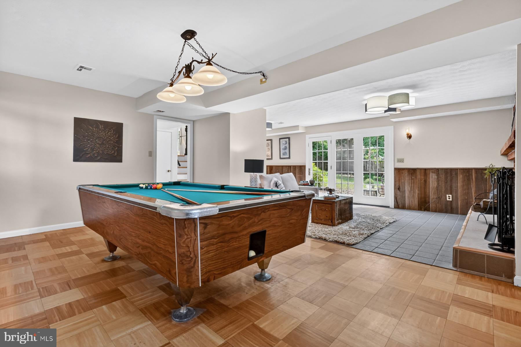 CHARTWELL - Residential