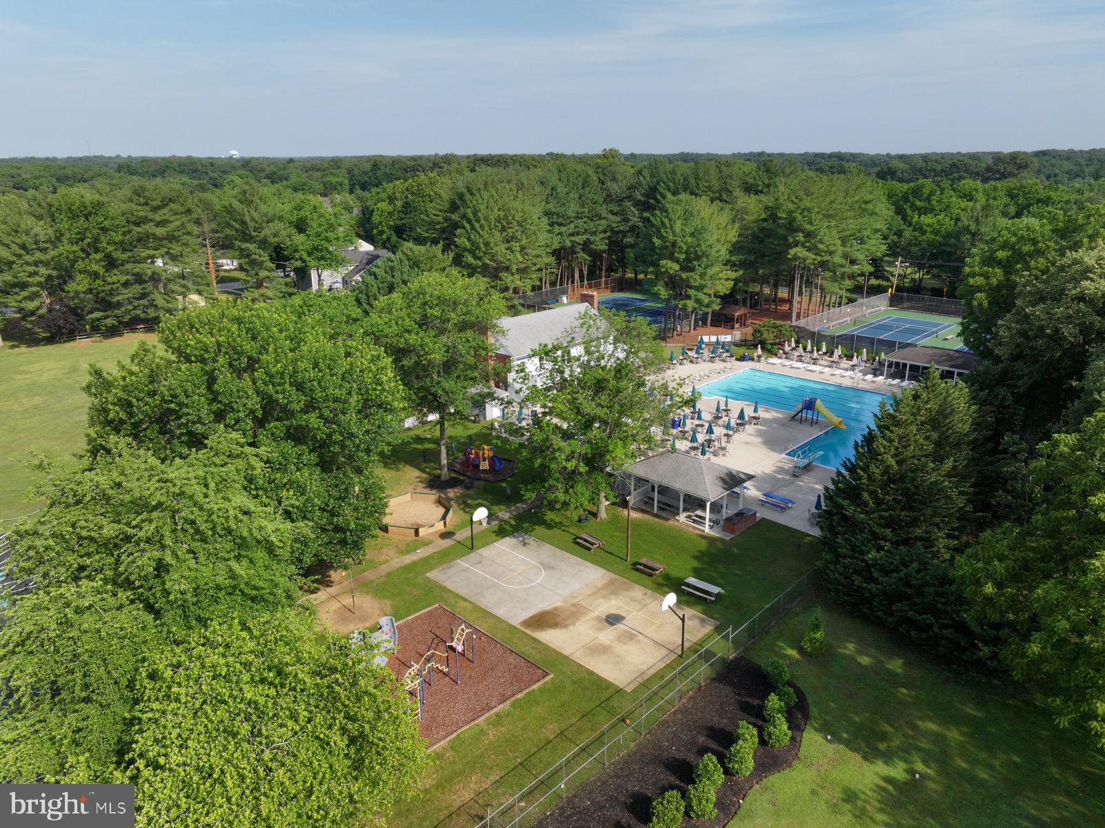 CHARTWELL - Residential