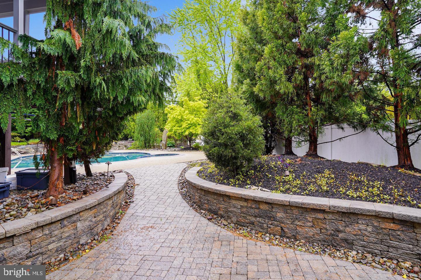 HORIZON HILL - Residential
