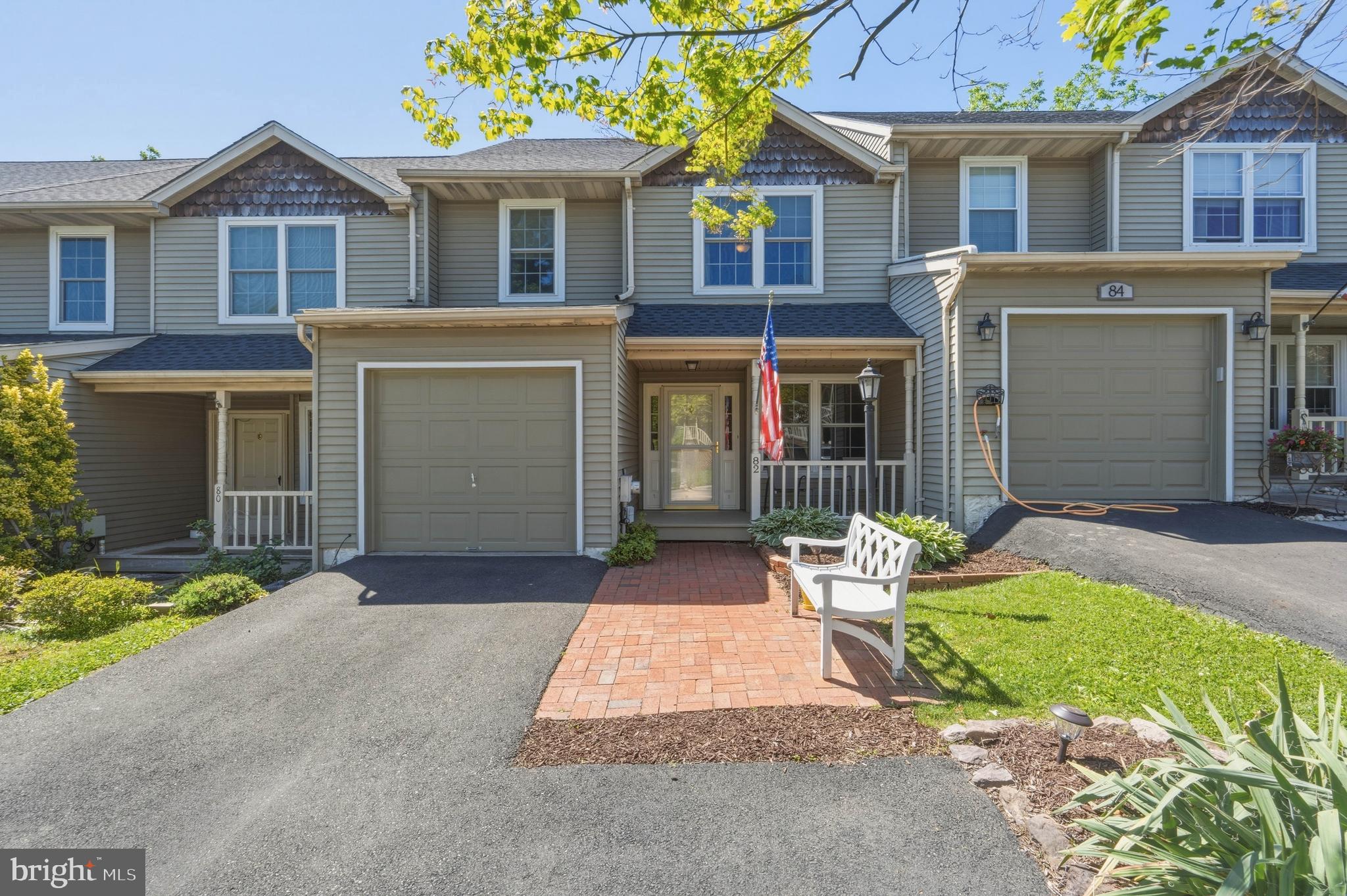 100 ACRE WOODS - Residential