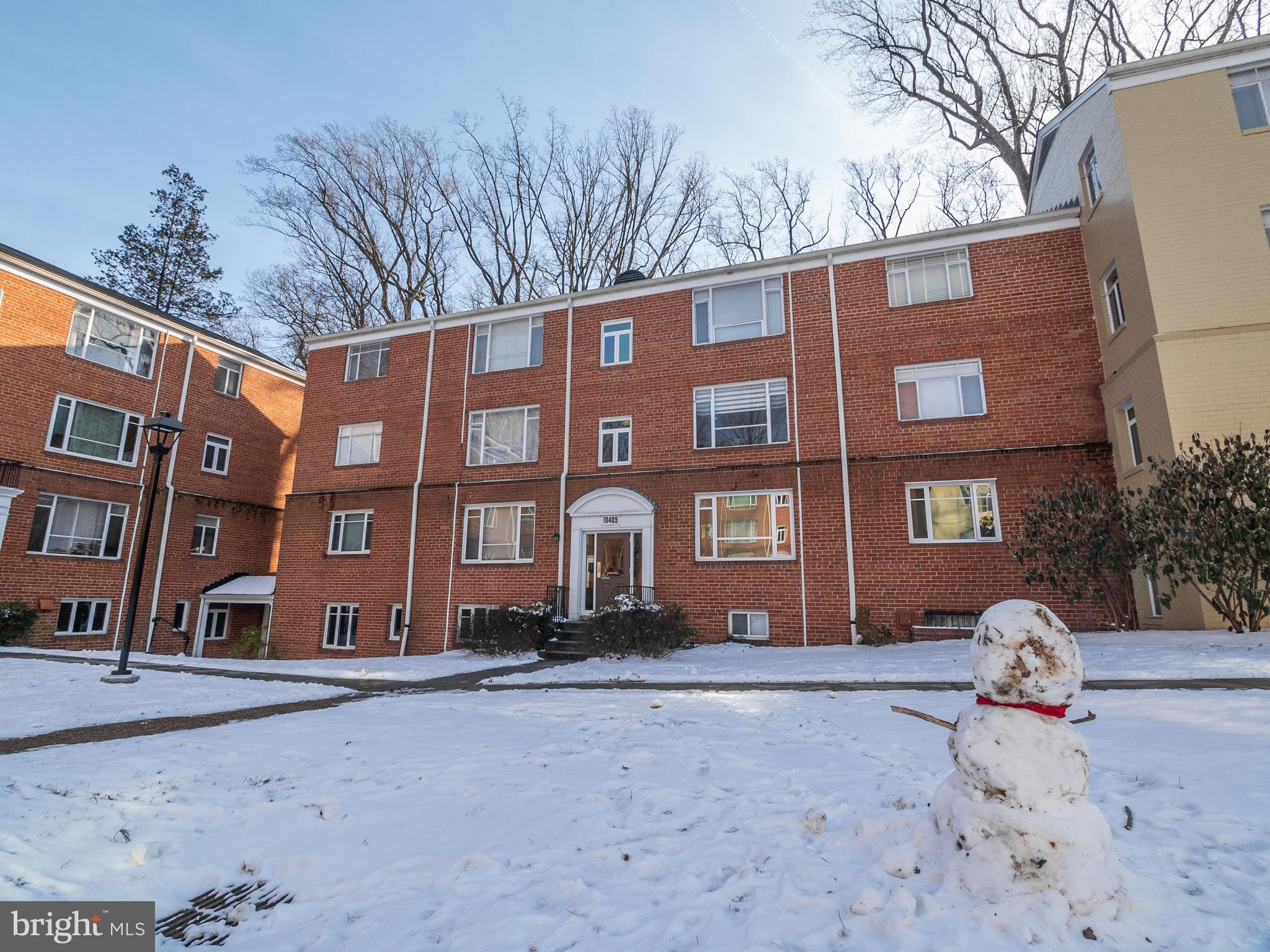 PARKSIDE CONDOMINIUMS - Residential