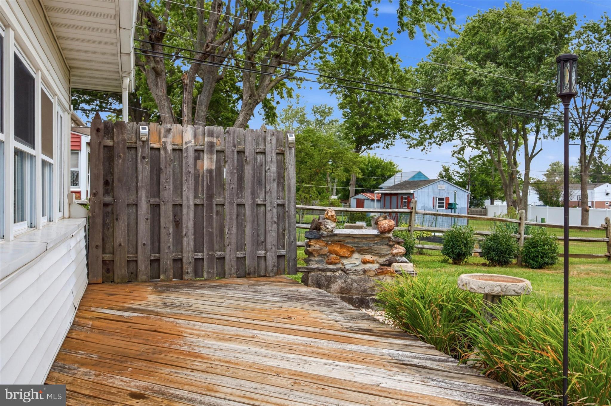 LANSDALE - Residential