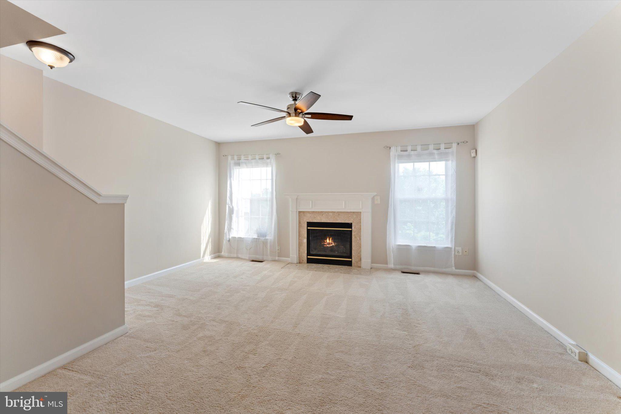 ASHBURN VILLAGE - Residential
