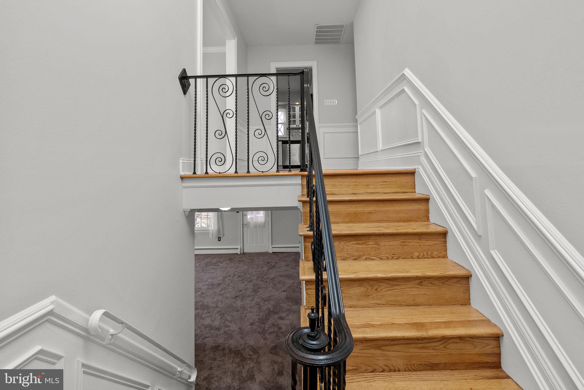 EDGEWOOD PARK - Residential Lease