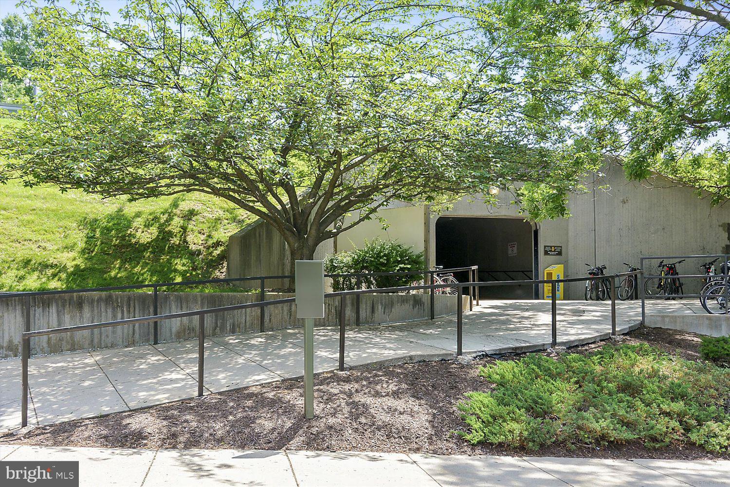 GROSVENOR PARK - Residential