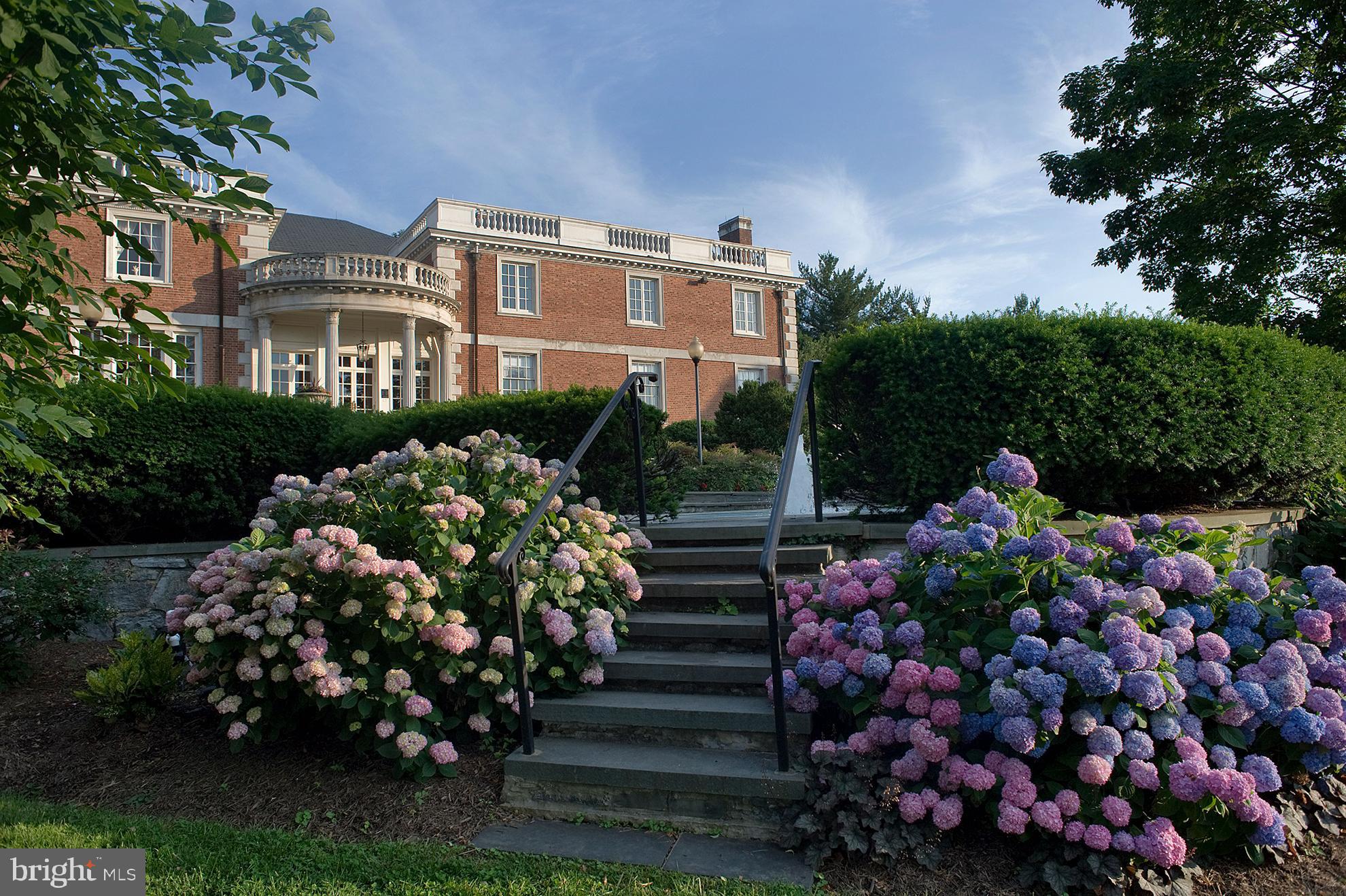 GROSVENOR PARK - Residential