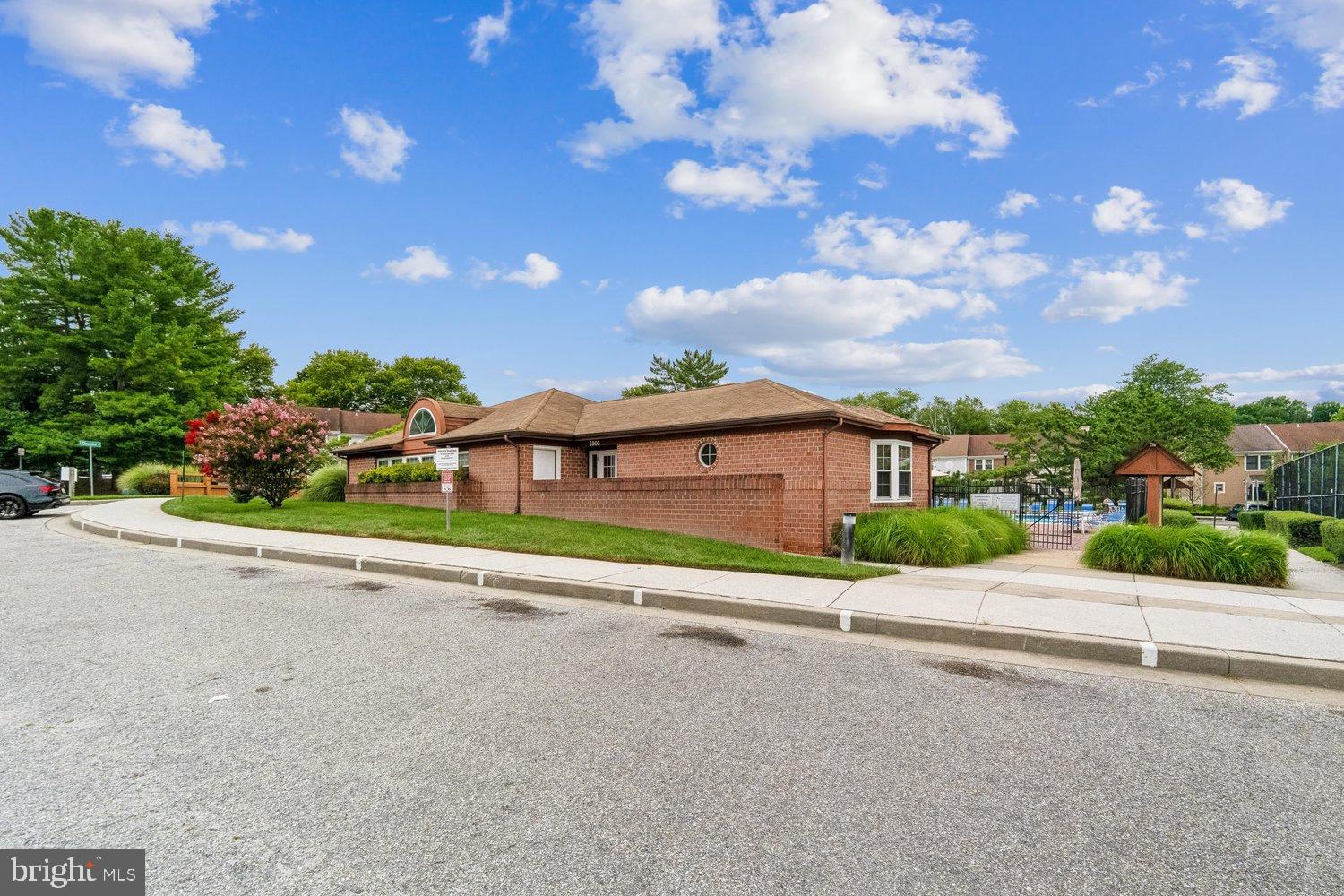SUMMIT RIDGE - Residential