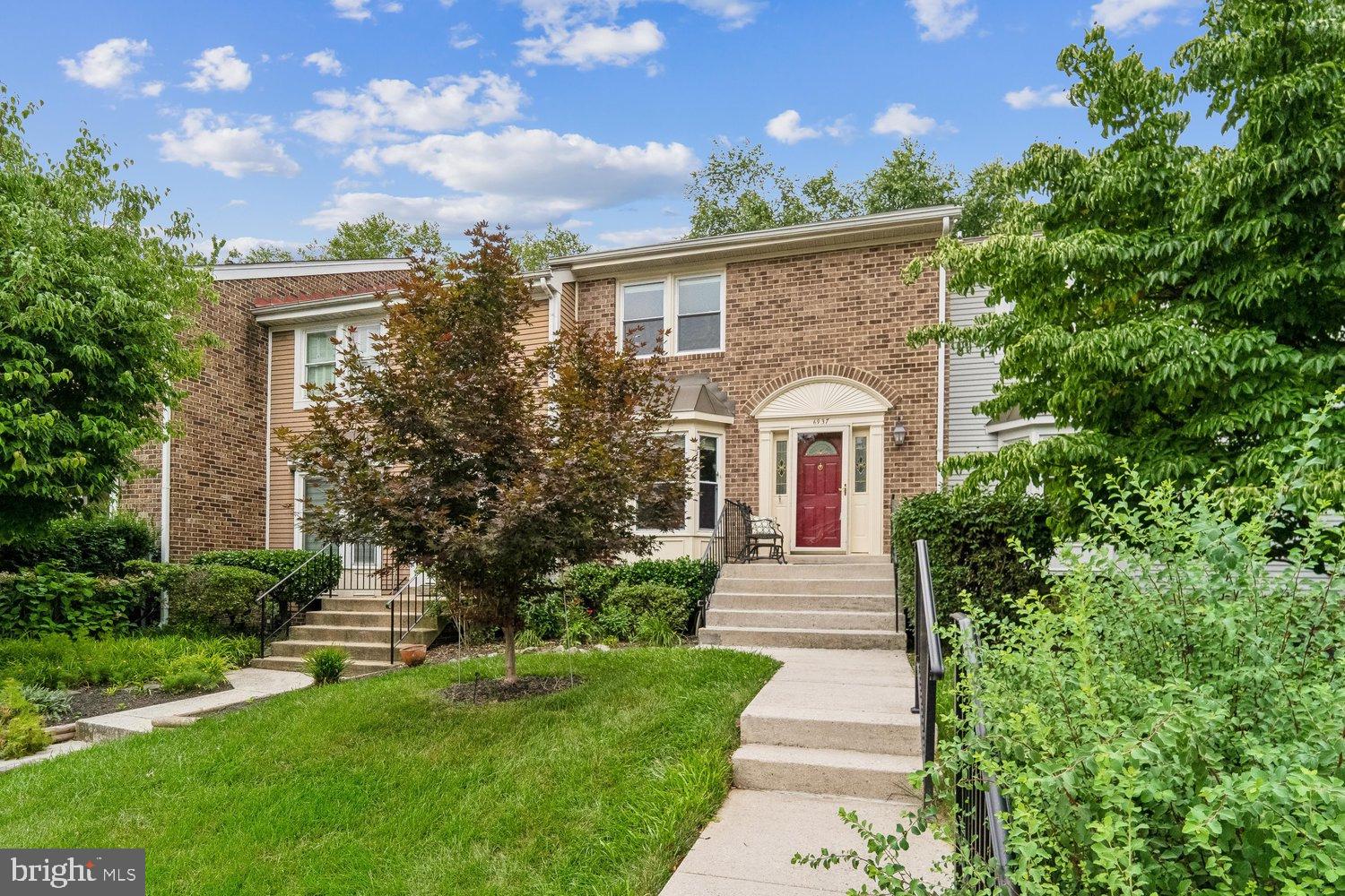 SUMMIT RIDGE - Residential