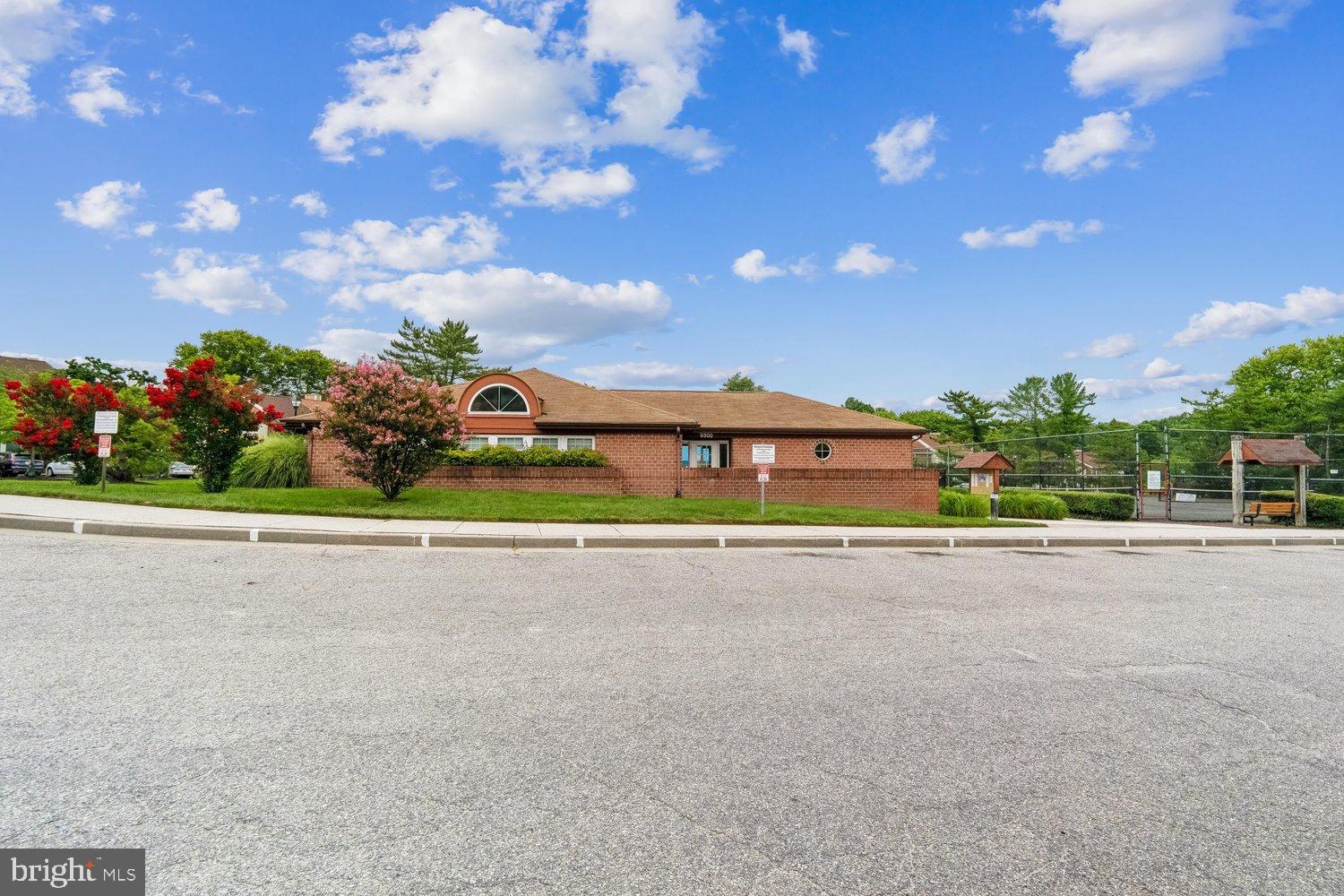 SUMMIT RIDGE - Residential