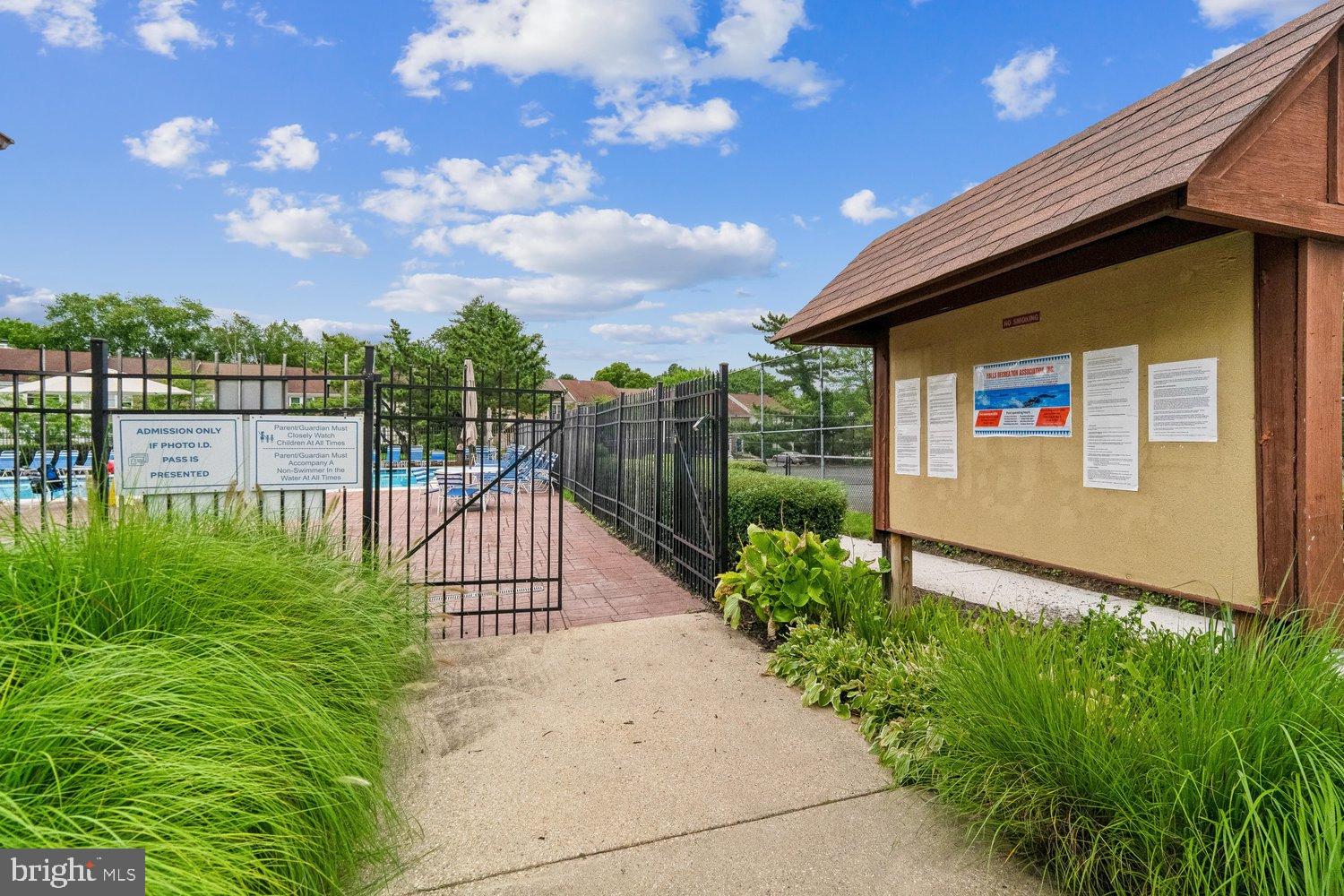 SUMMIT RIDGE - Residential