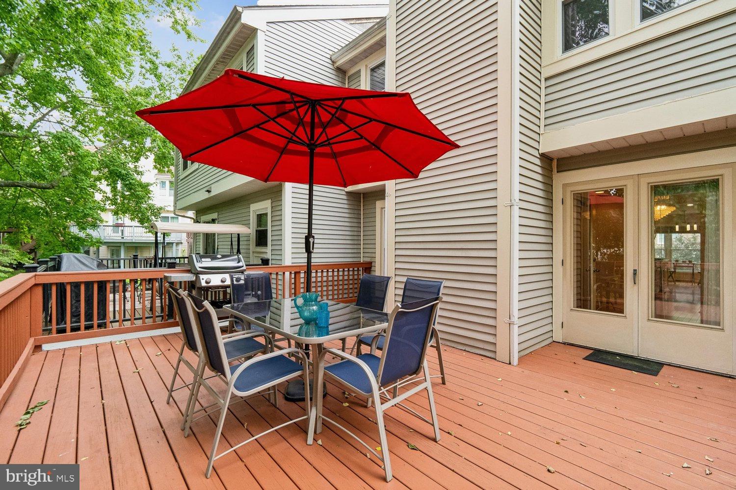 SUMMIT RIDGE - Residential