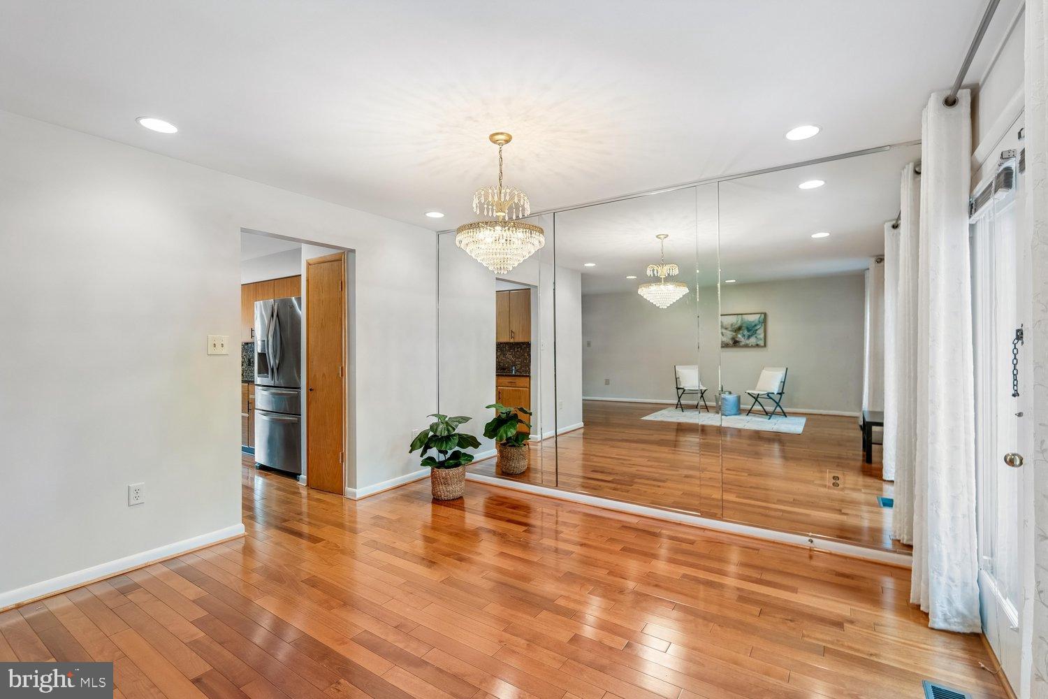 SUMMIT RIDGE - Residential