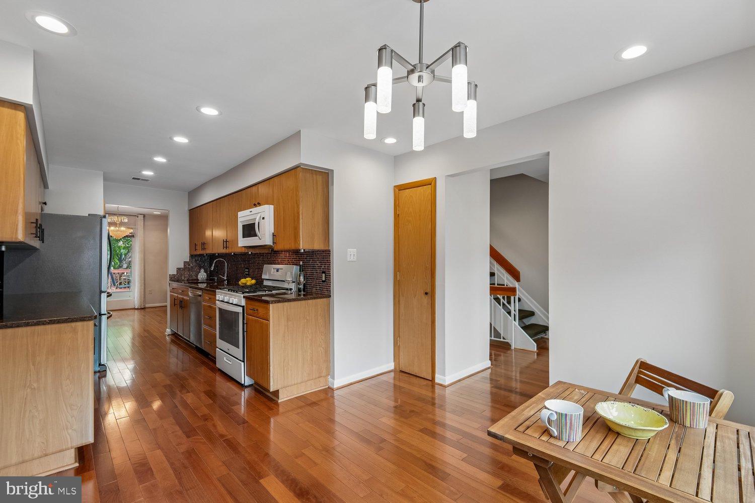 SUMMIT RIDGE - Residential