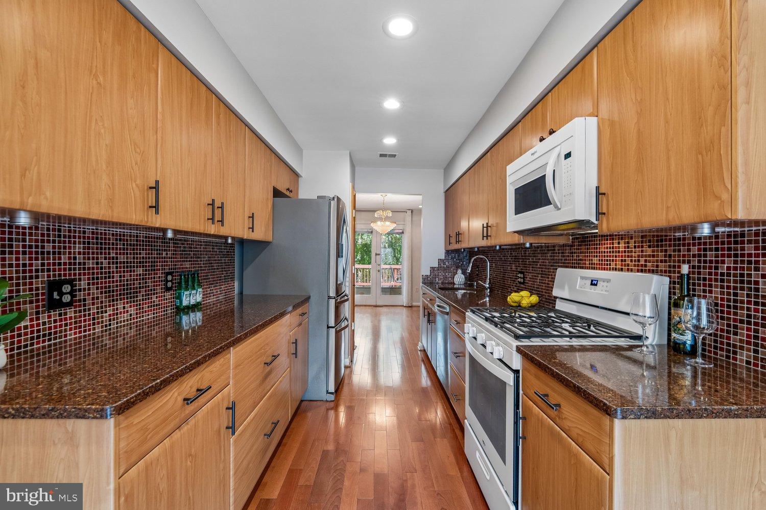 SUMMIT RIDGE - Residential