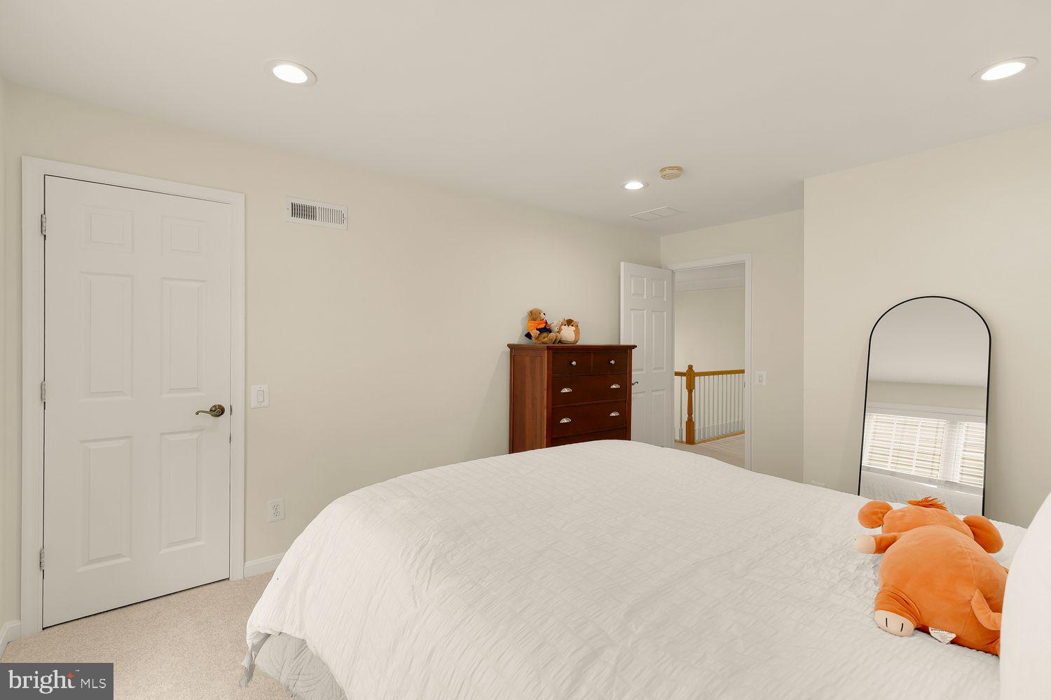 LAUREL HILL LANDBAY - Residential