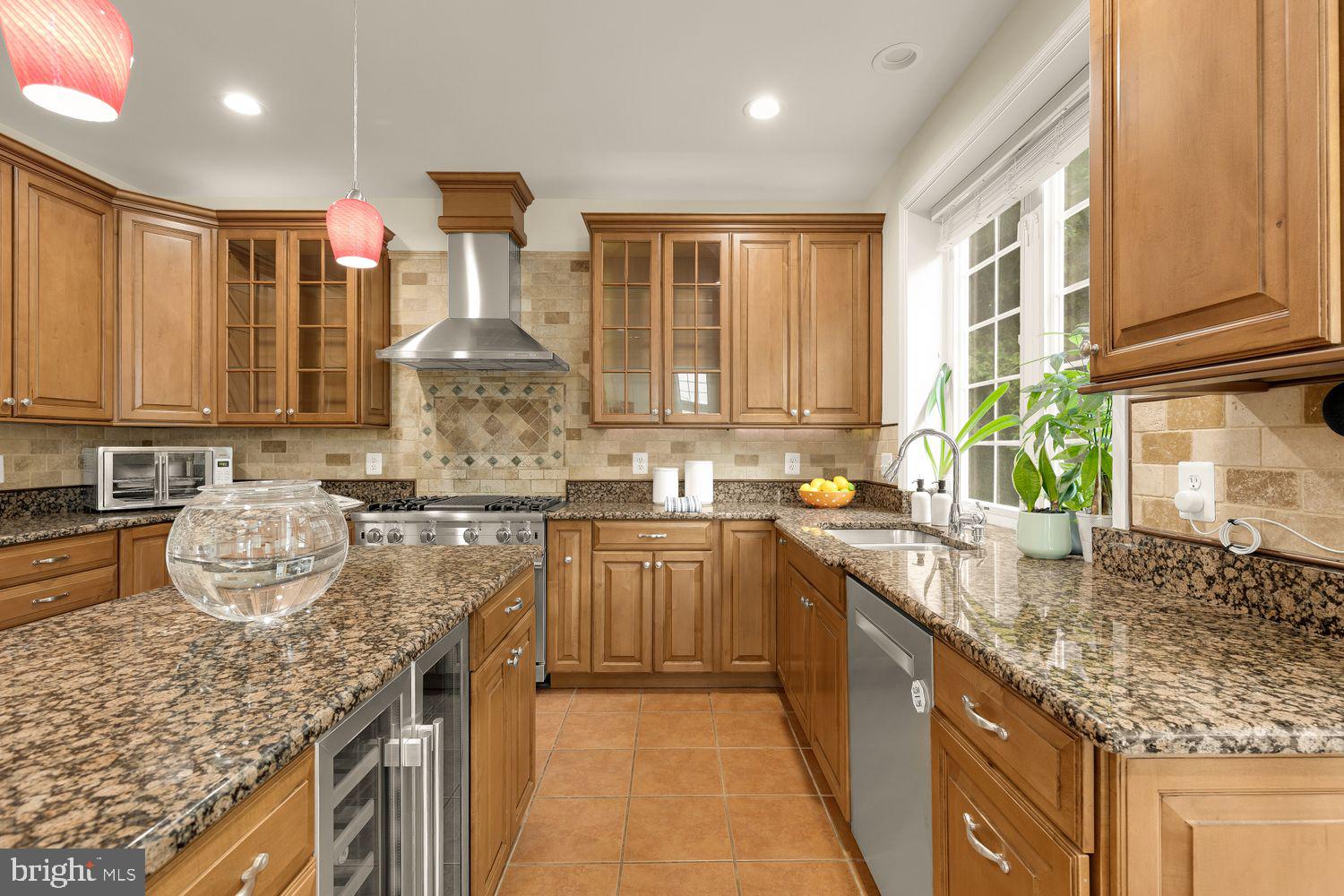 LAUREL HILL LANDBAY - Residential