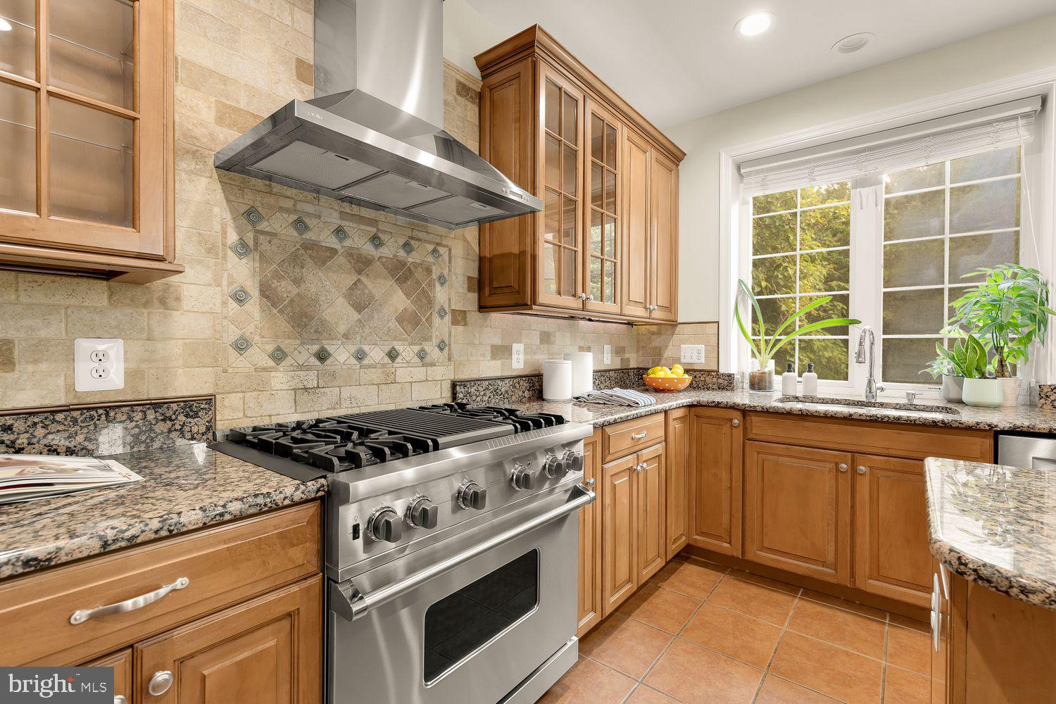 LAUREL HILL LANDBAY - Residential