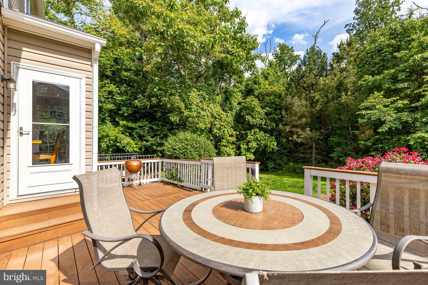 LAUREL HILL LANDBAY - Residential