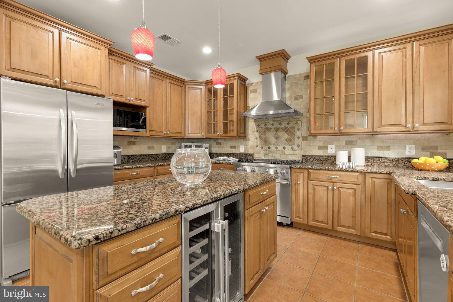 LAUREL HILL LANDBAY - Residential