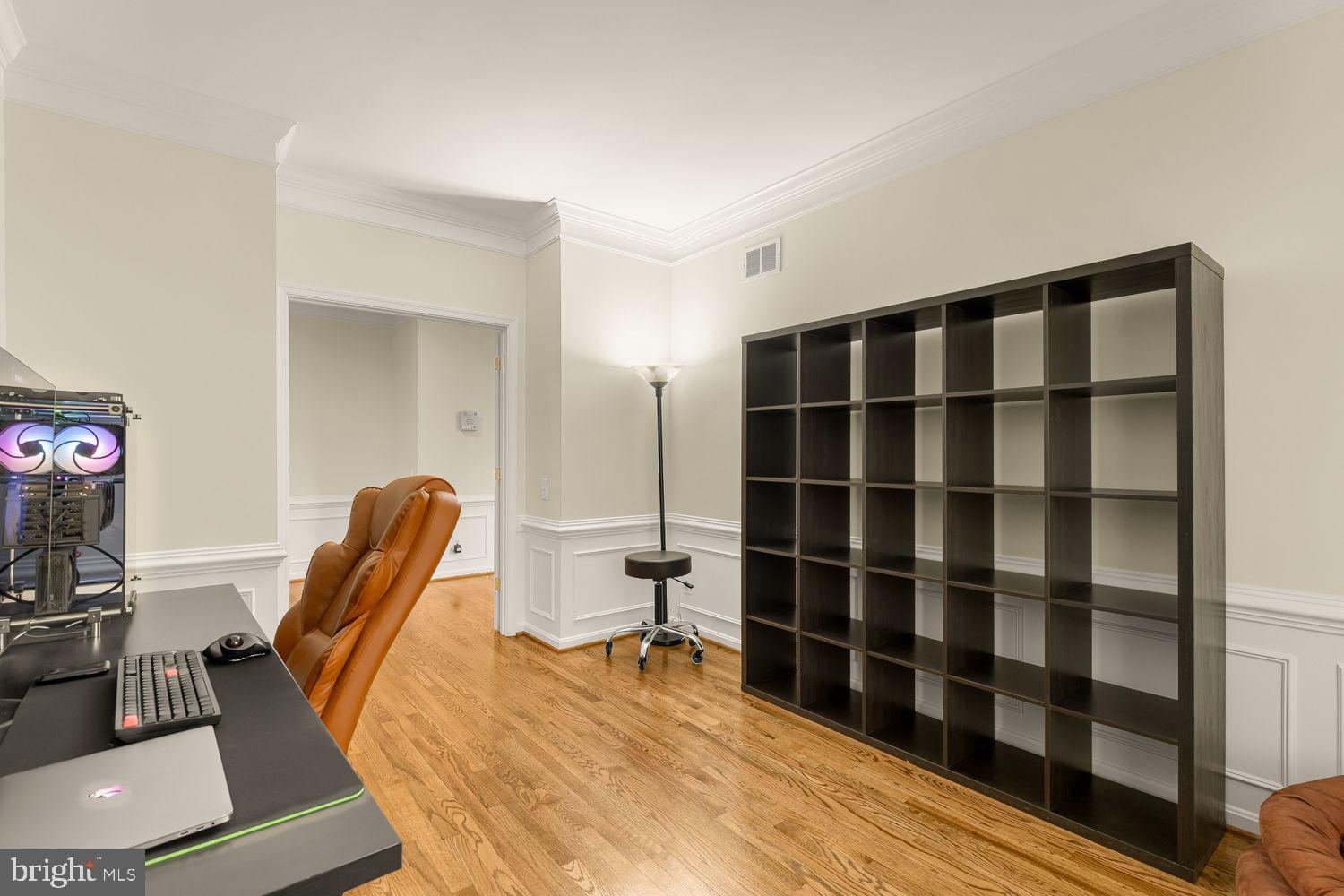LAUREL HILL LANDBAY - Residential