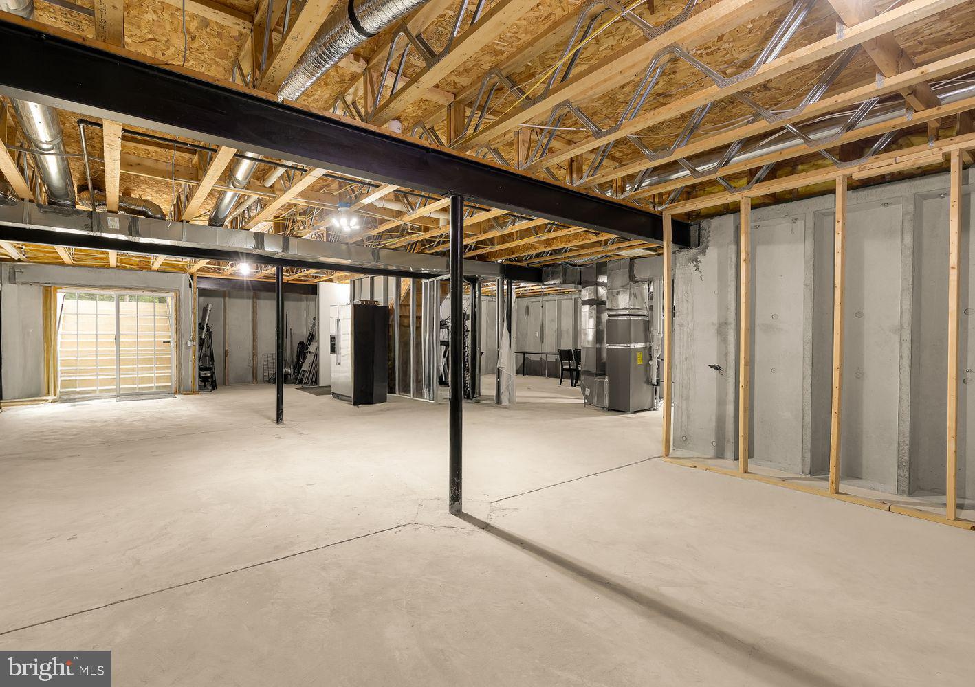 LAUREL HILL LANDBAY - Residential