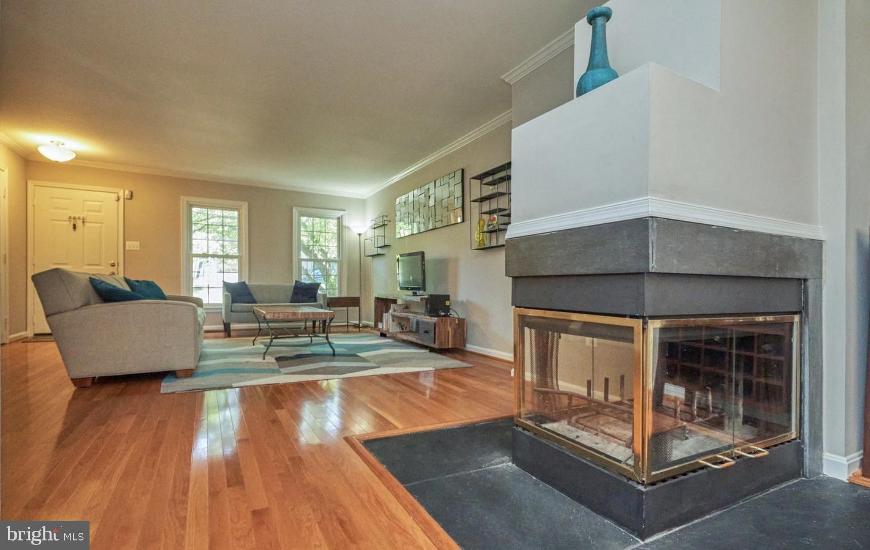 QUAKER HILL - Residential Lease
