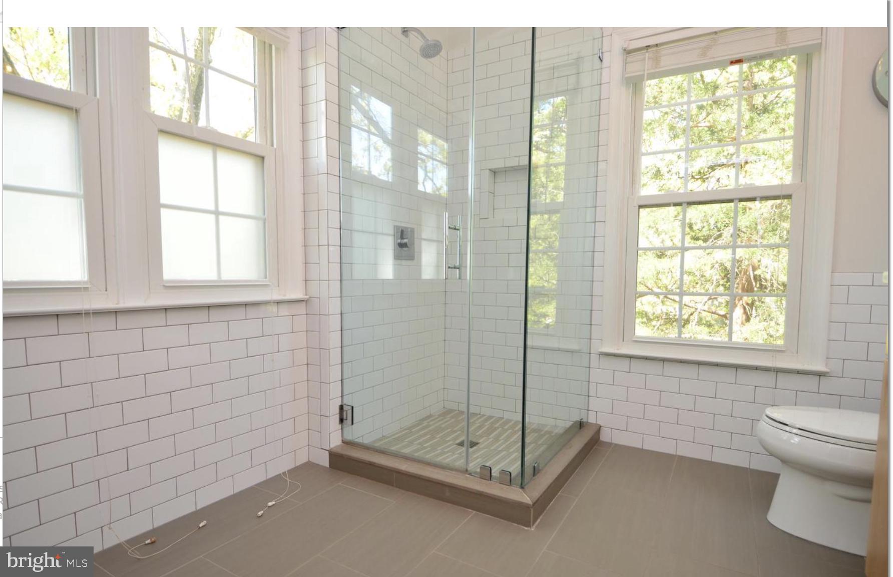 QUAKER HILL - Residential Lease