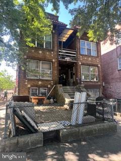 FELTONVILLE - Commercial Sale