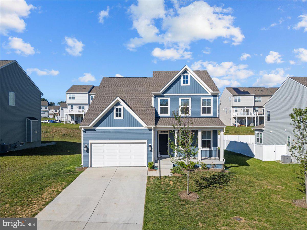 SENSENY VILLAGE - Residential