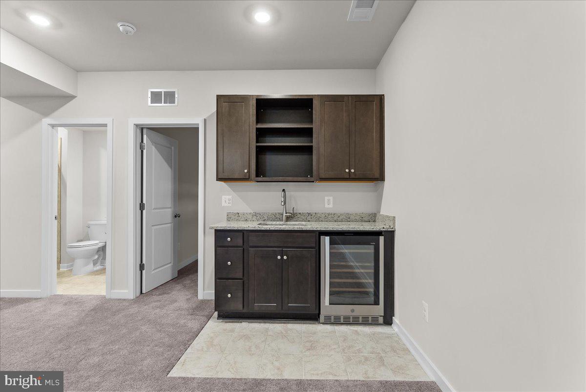 SENSENY VILLAGE - Residential