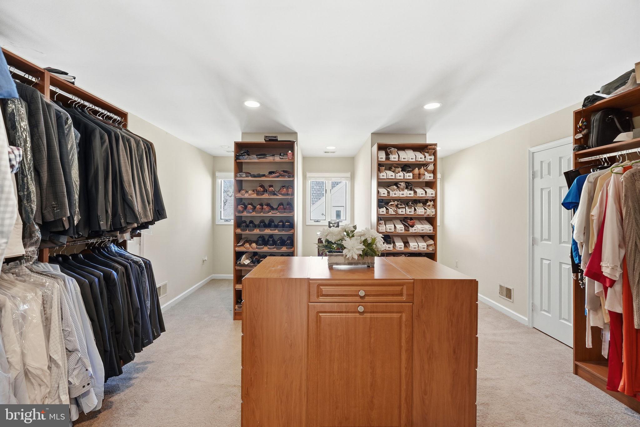 AVENEL - Residential