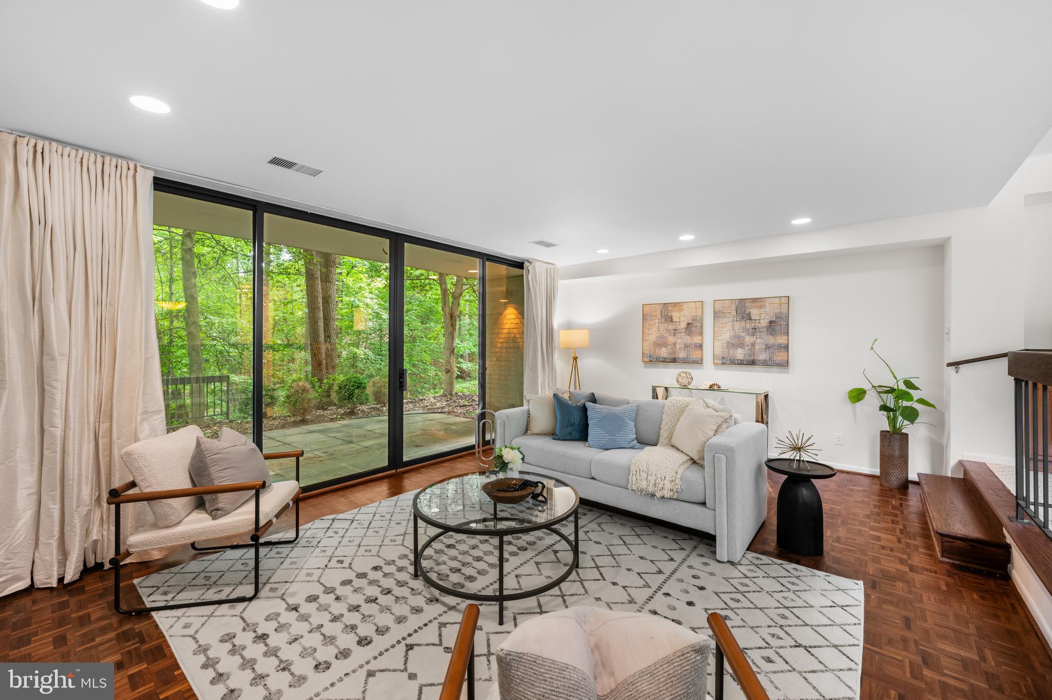 SUMNER VILLAGE - Residential
