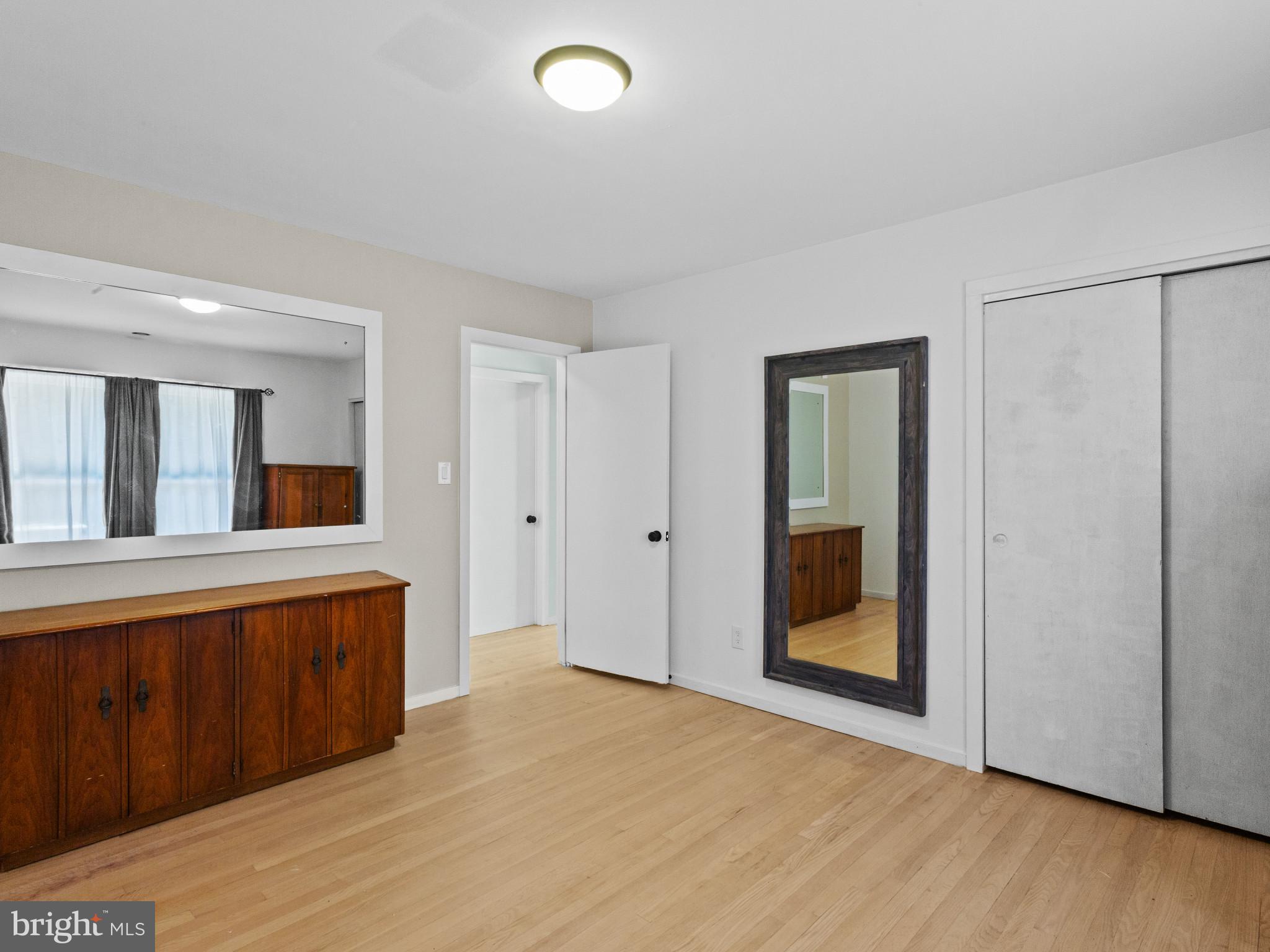 BARNABY VILLAGE - Residential