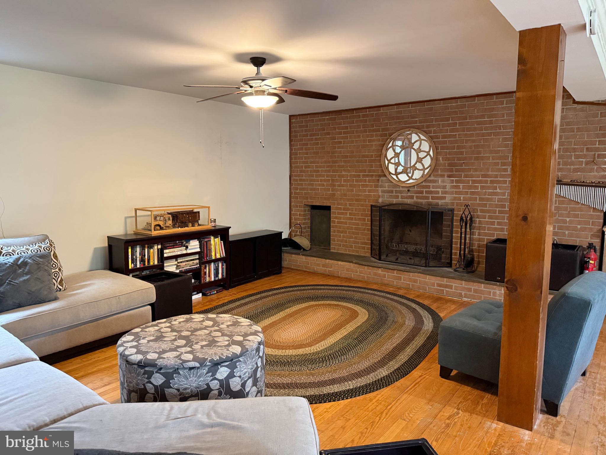 BARNABY VILLAGE - Residential