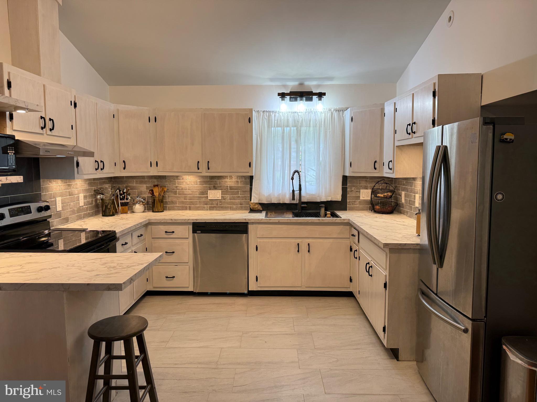 BARNABY VILLAGE - Residential