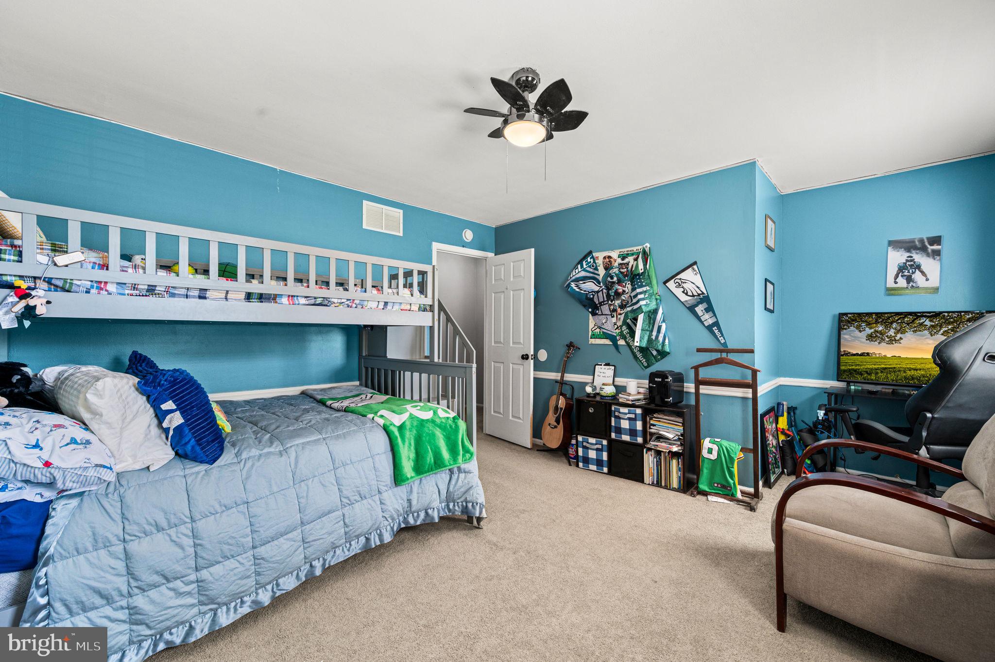 IVY WOODS - Residential
