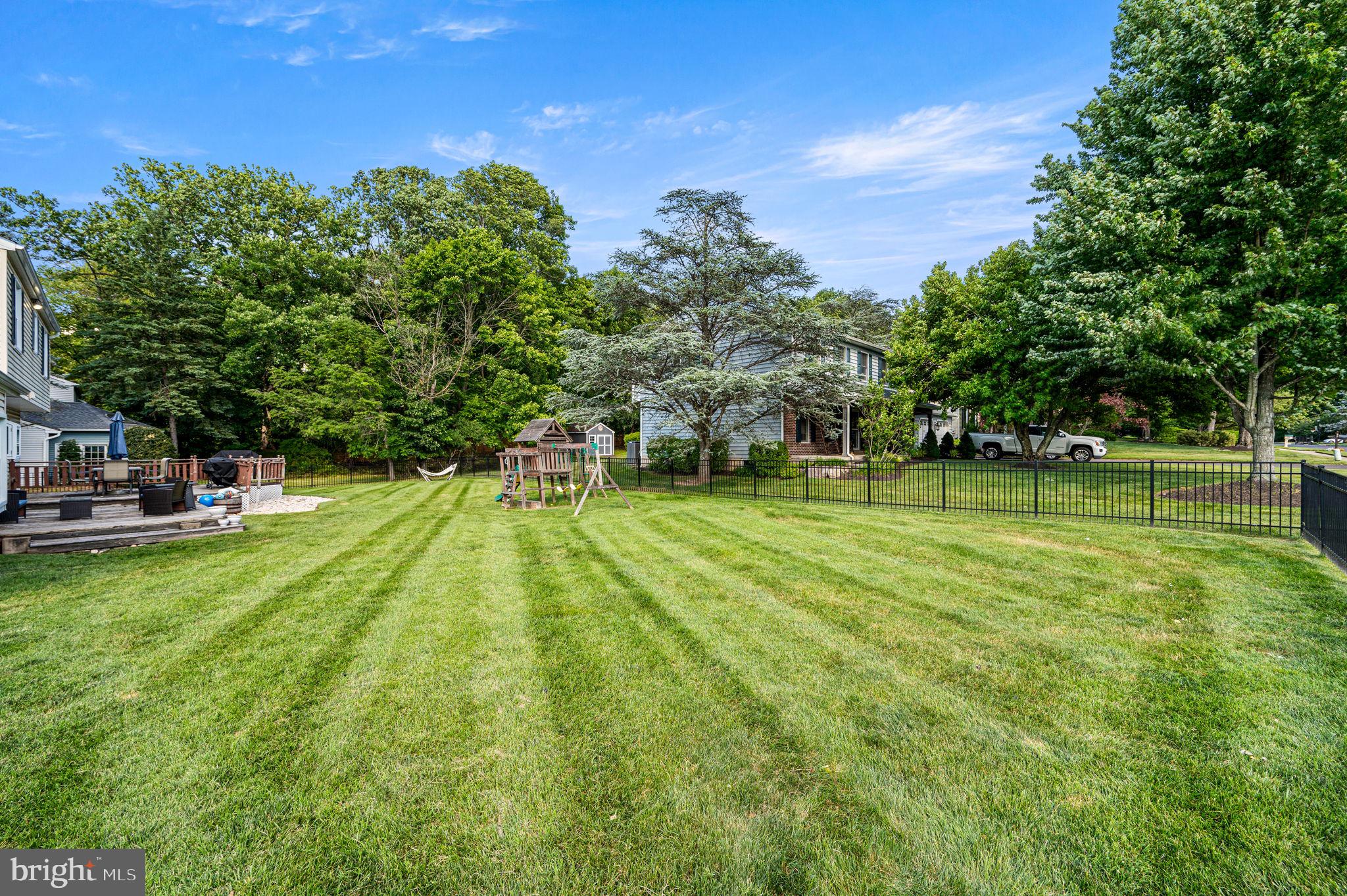 IVY WOODS - Residential